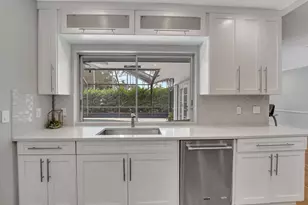 510 Silver Ln, Boca Raton, FL 33432 - Photo 6