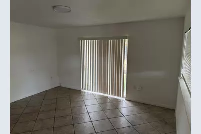 115 Maple Avenue, Fort Pierce, FL 34982 - Photo 2
