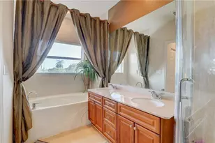 425 NE 1st St, Pompano Beach, FL 33060 - Photo 14