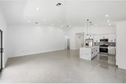 4530 NW 36th Court, Fort Lauderdale, FL 33319 - Photo 10
