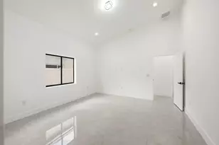 4530 NW 36th Ct, Fort Lauderdale, FL 33319 - Photo 24