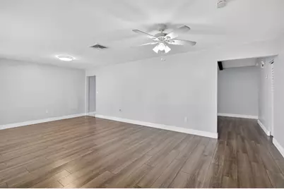 1761 NW 107th Avenue, Pembroke Pines, FL 33026 - Photo 14