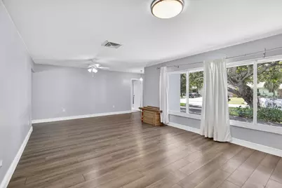 1761 NW 107th Avenue, Pembroke Pines, FL 33026 - Photo 8