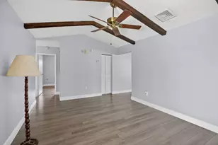 1761 NW 107th Ave, Pembroke Pines, FL 33026 - Photo 12