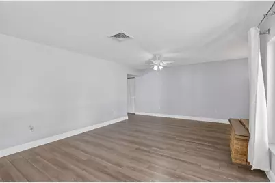 1761 NW 107th Avenue, Pembroke Pines, FL 33026 - Photo 16