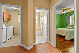 458 Cresta Cir, West Palm Beach, FL 33413 - Photo 24