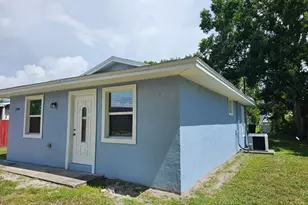 1749 NE 2nd St, Okeechobee, FL 34972 - Photo 6