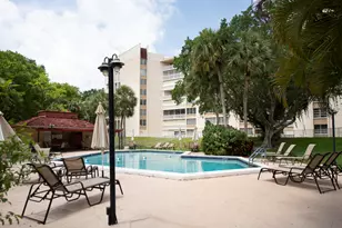 6911 Environ Blvd, Lauderhill, FL 33319 - Photo 22