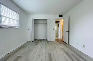 333 Farnham P, Deerfield Beach, FL 33442 - Photo 6