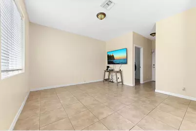 6819 Osage Circle, West Palm Beach, FL 33413 - Photo 12