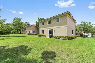 6819 Osage Cir, West Palm Beach, FL 33413 - Photo 32