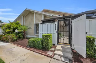 802 Summerwinds Ln, Jupiter, FL 33458 - Photo 2