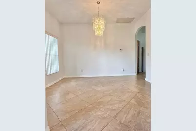 332 SW Glenwood Drive, Port Saint Lucie, FL 34984 - Photo 10