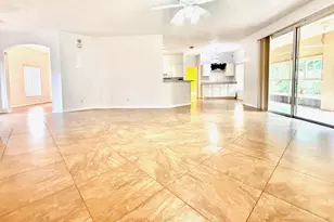 332 SW Glenwood Dr, Port Saint Lucie, FL 34984 - Photo 8