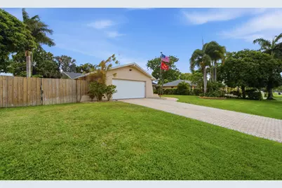 55 W Cypress Road, Lake Worth, FL 33467 - Photo 4