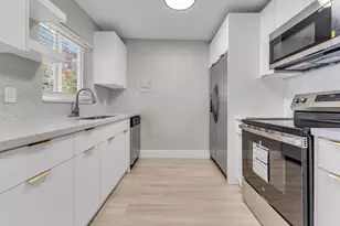 1131 NW 18th Ave, Fort Lauderdale, FL 33311 - Photo 6