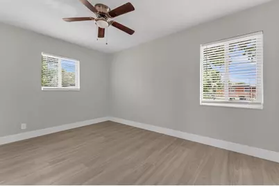 1131 NW 18th Avenue, Fort Lauderdale, FL 33311 - Photo 14