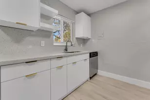 1131 NW 18th Ave, Fort Lauderdale, FL 33311 - Photo 6
