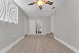 1131 NW 18th Ave, Fort Lauderdale, FL 33311 - Photo 12