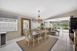 609 Hudson Bay Dr, Palm Beach Gardens, FL 33410 - Photo 6