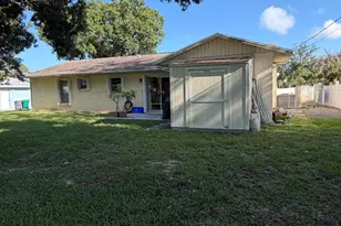 7402 Lakeland Blvd, Fort Pierce, FL 34951 - Photo 2