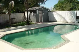 1880 NW 8th St, Pompano Beach, FL 33069 - Photo 4