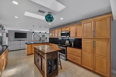 1571 SE 24th Avenue, Pompano Beach, FL 33062 - Photo 18