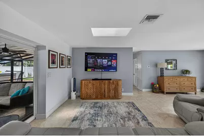 1571 SE 24th Avenue, Pompano Beach, FL 33062 - Photo 12