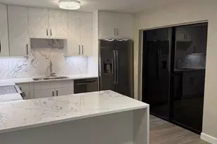 79 Lake Arbor Dr, Palm Springs, FL 33461 - Photo 18