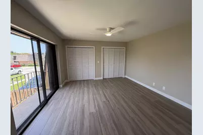 79 Lake Arbor Drive #79, Palm Springs, FL 33461 - Photo 22