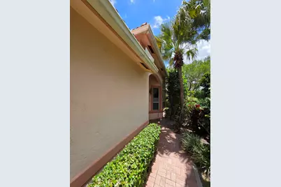 4889 N Classical Boulevard, Delray Beach, FL 33445 - Photo 6