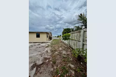 3243 Grove Road, Boynton Beach, FL 33435 - Photo 30