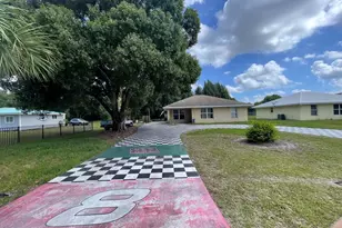 1106 NW 7th Ct, Okeechobee, FL 34972 - Photo 2