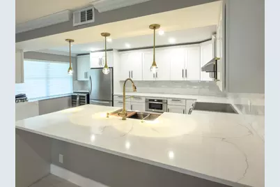 7665 Tahiti Lane #102, Lake Worth, FL 33467 - Photo 6