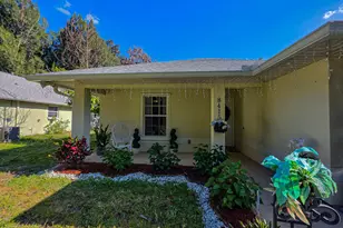 8415 22nd St, Vero Beach, FL 32966 - Photo 2