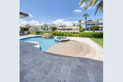 945 Cypress Drive, Delray Beach, FL 33483 - Photo 4