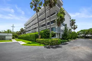 1045 Ocean Dr, Juno Beach, FL 33408 - Photo 30