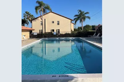 4682 E Lucerne Lakes Blvd Boulevard E #202, Lake Worth, FL 33467 - Photo 1