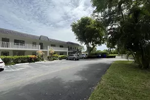 23 Abbey Ln, Delray Beach, FL 33446 - Photo 2