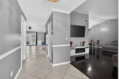 106 Segovia Court, Royal Palm Beach, FL 33411 - Photo 6
