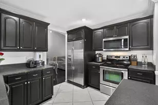106 Segovia Ct, Royal Palm Beach, FL 33411 - Photo 16