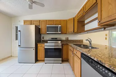 5227 Copperleaf Circle, Delray Beach, FL 33484 - Photo 8