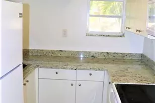1021 S N St, Lake Worth Beach, FL 33460 - Photo 8
