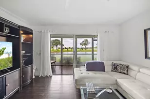 7146 Huntington Ln, Delray Beach, FL 33446 - Photo 6
