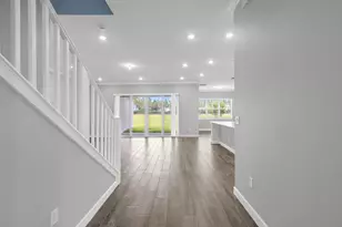 686 Hookline Cir, Loxahatchee, FL 33470 - Photo 14