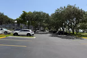 8405 NW 61st St, Tamarac, FL 33321 - Photo 16