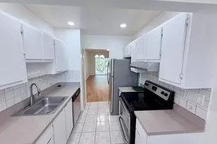 8405 NW 61st St, Tamarac, FL 33321 - Photo 4