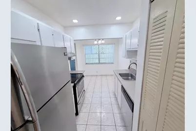 8405 NW 61st Street #D305, Tamarac, FL 33321 - Photo 6