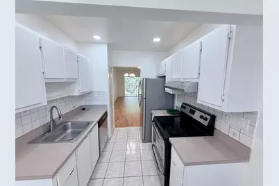 8405 NW 61st Street #D305, Tamarac, FL 33321 - Photo 4