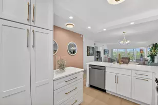 1427 E Hillsboro Blvd, Deerfield Beach, FL 33441 - Photo 10